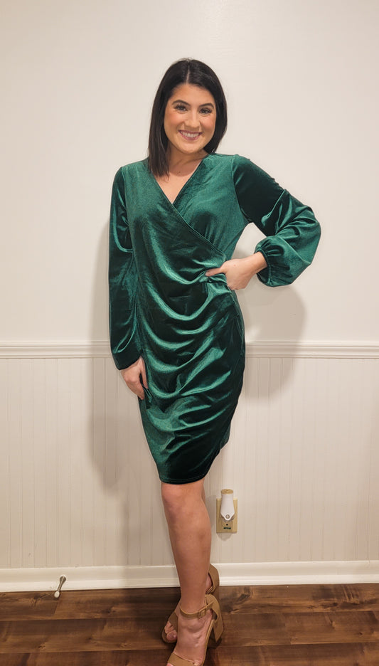 Fashionably Late Velvet Dress in Emerald